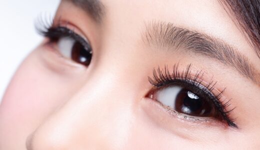 眼瞼下垂の手術で後悔しないクリニックの選び方！気になる症状のチェック方法や原因を解説